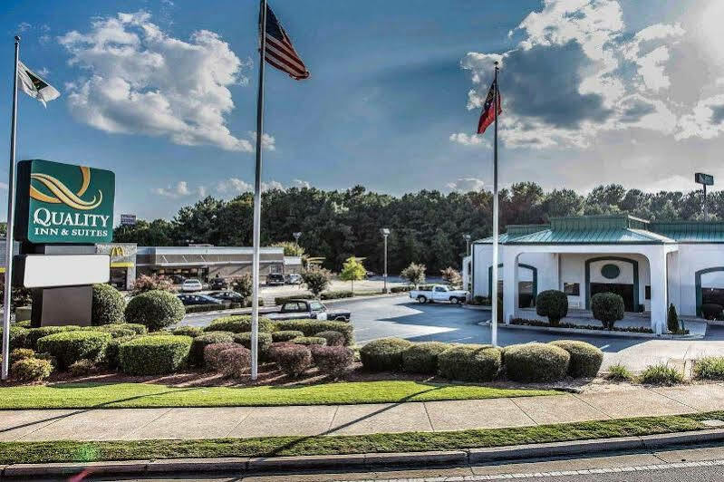 Quality Inn & Suites Stockbridge Atlanta South I-75 Exterior photo